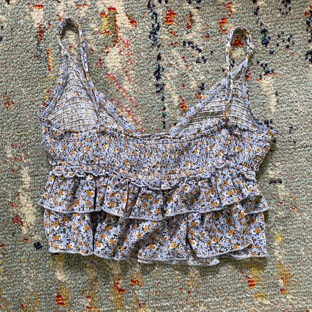 Cropped Ruffle Top - Picture 3 of 3